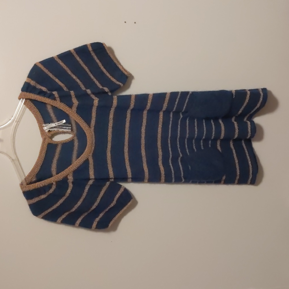 Short sleeve, long retro sweater
